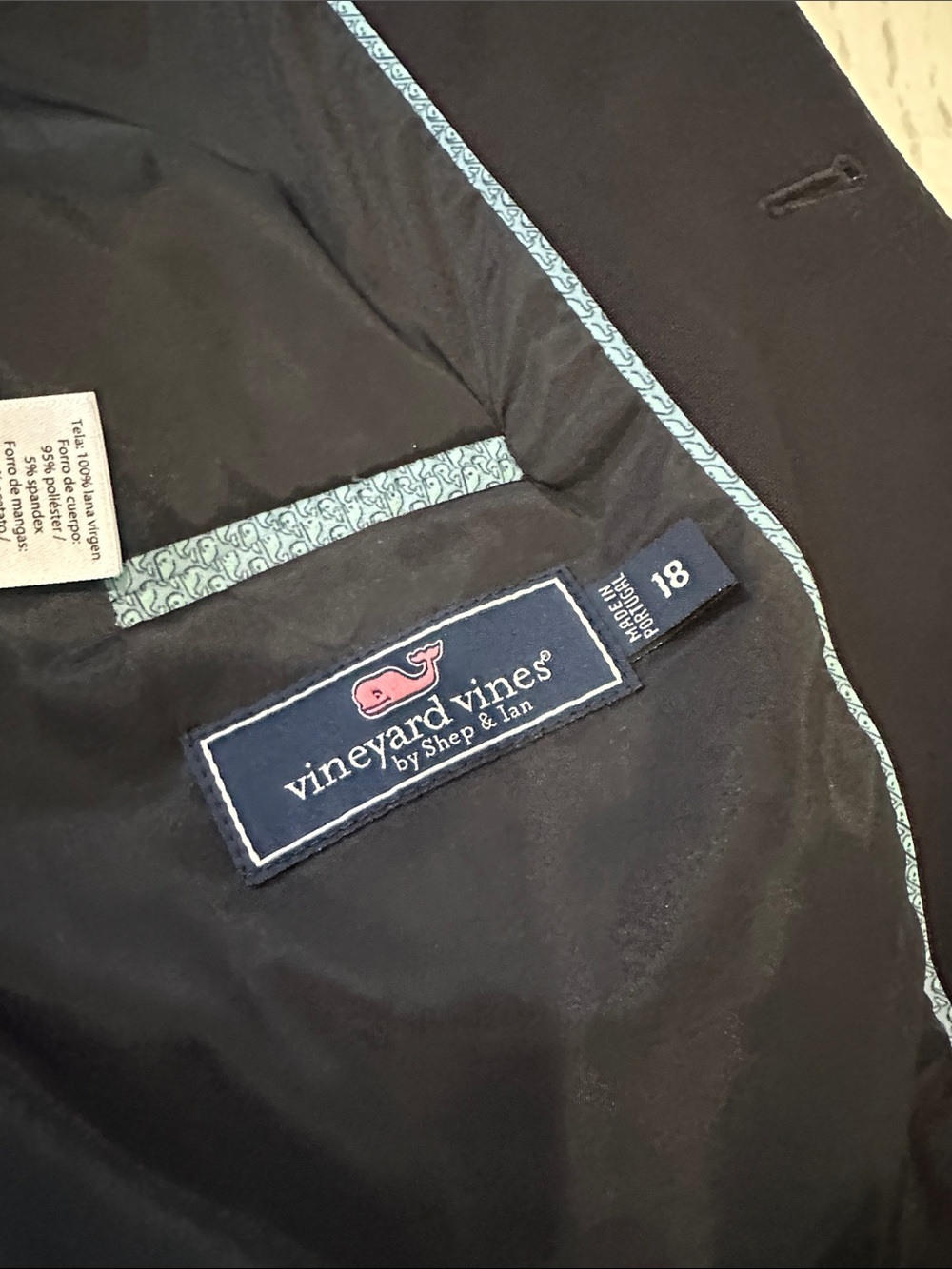 Vineyard Vines Navy Boys Blazer with Gold Buttons size 18 - Picture 5 of 11